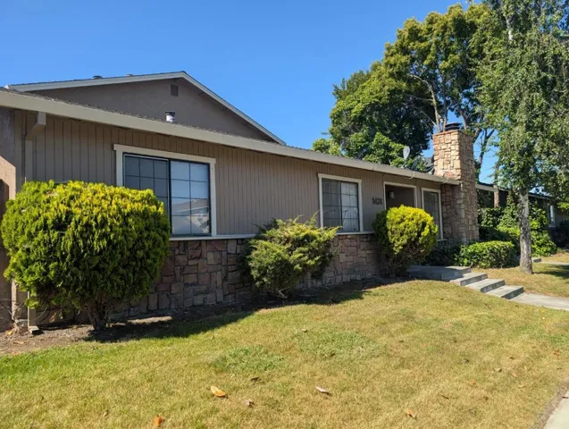1431 Gabilan Drive, Hollister, California 95023