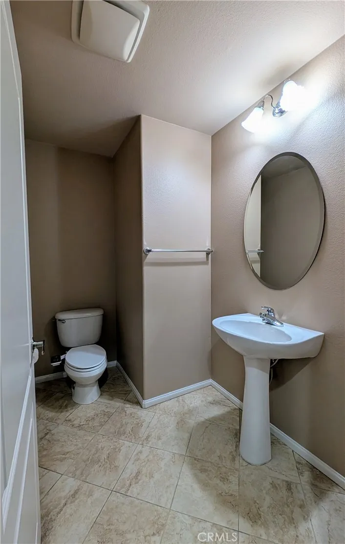 Downstairs 1/2 bath