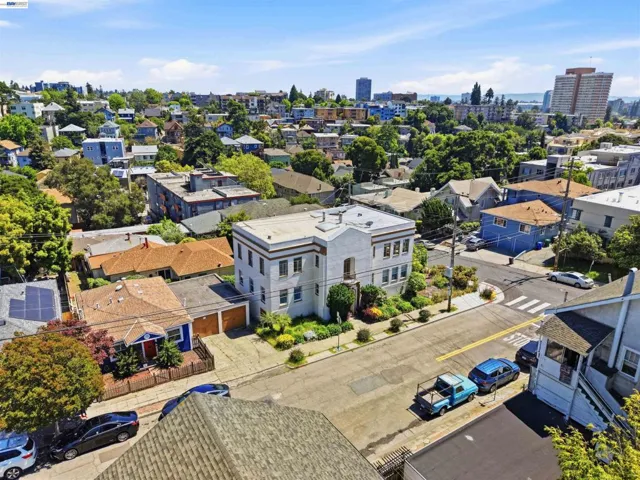 304 Fairmount Ave, Oakland, California 94611