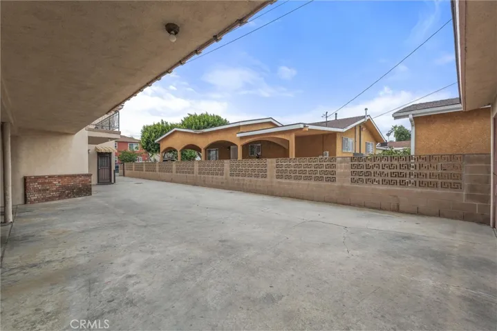 6336 Templeton Street, Huntington Park, California 90255