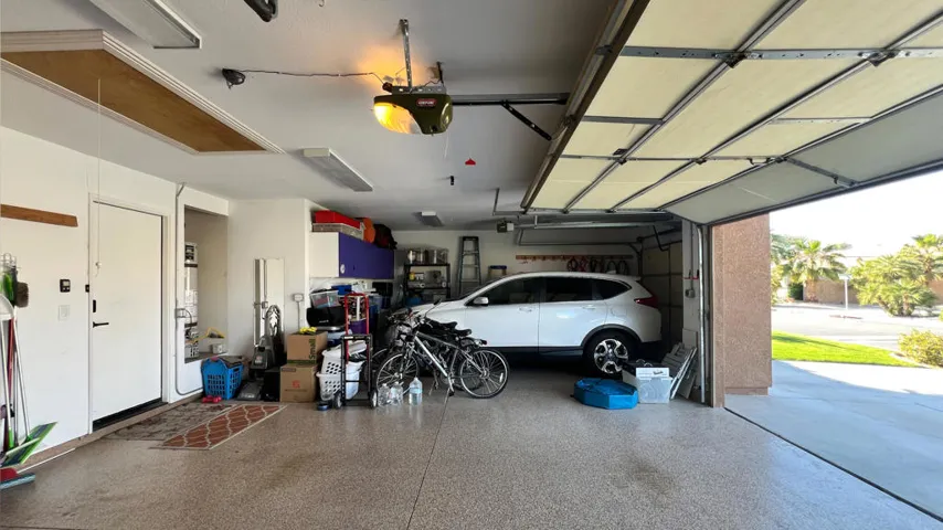 Garage1