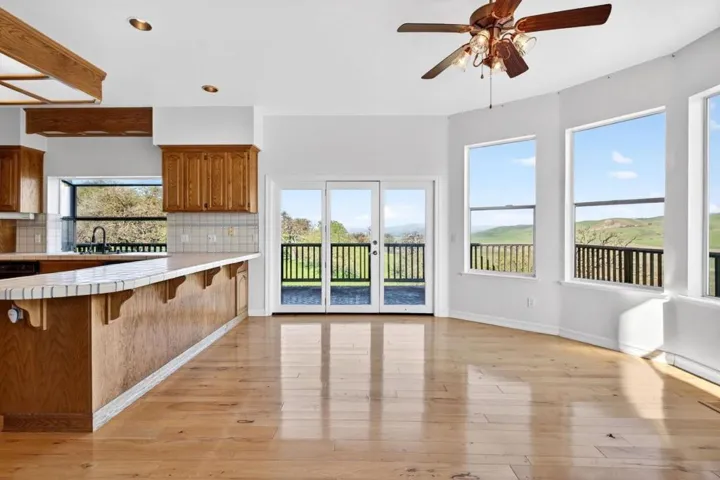 1500 Old Airline Highway, Paicines, California 95043
