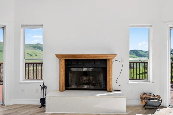 1500 Old Airline Highway, Paicines, California 95043