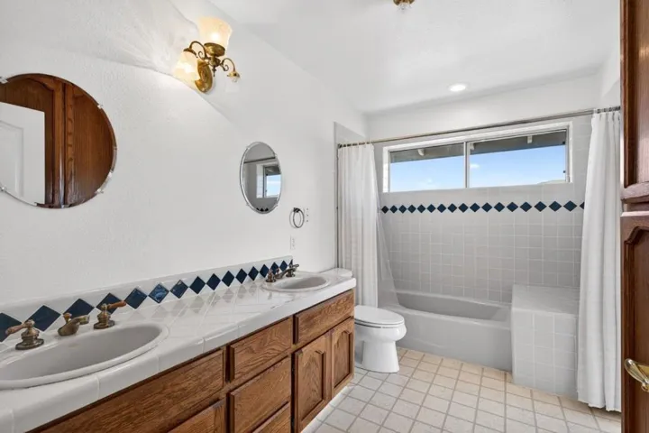 1500 Old Airline Highway, Paicines, California 95043