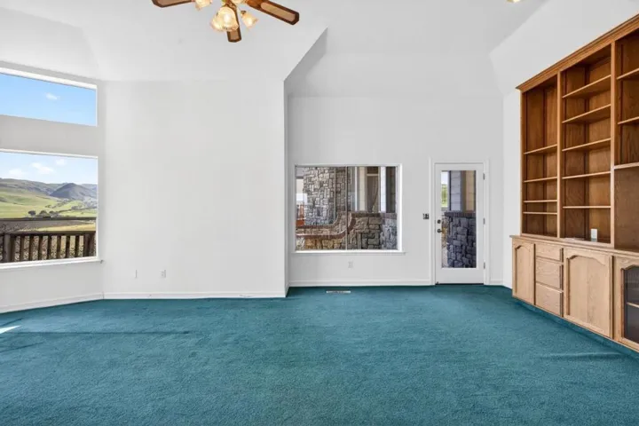 1500 Old Airline Highway, Paicines, California 95043