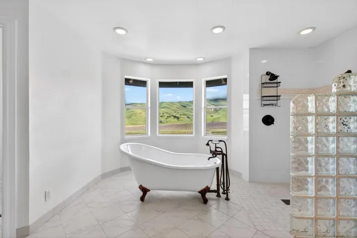 1500 Old Airline Highway, Paicines, California 95043