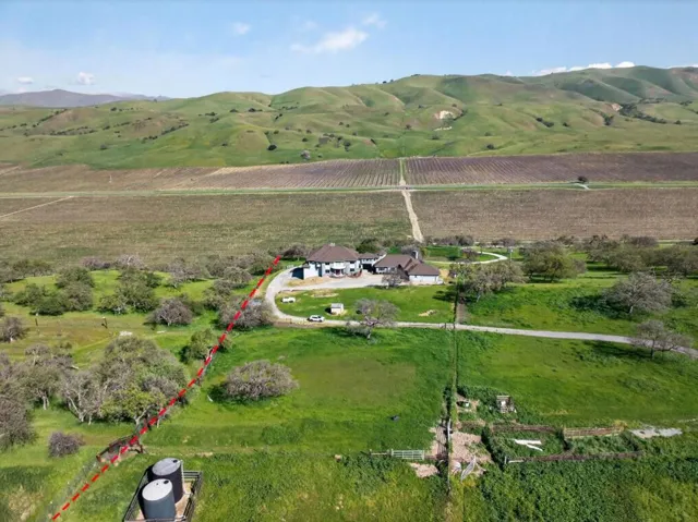 1500 Old Airline Highway, Paicines, California 95043
