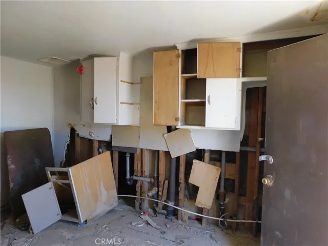 25372 Jade Road, Barstow, California 92311