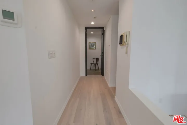 9033 Vista Grande Street 3, West Hollywood, California 90069