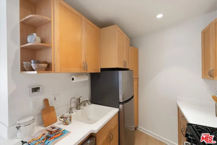 2045 4th Street 301b, Santa Monica, California 90405
