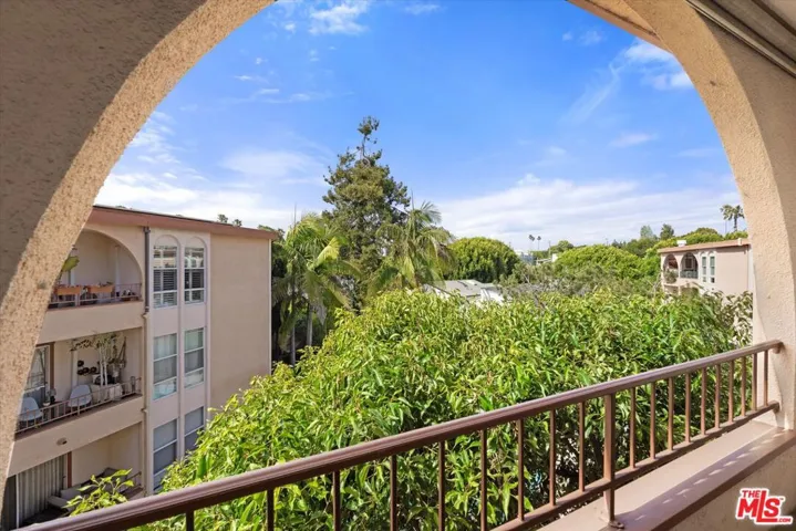 2045 4th Street 301b, Santa Monica, California 90405