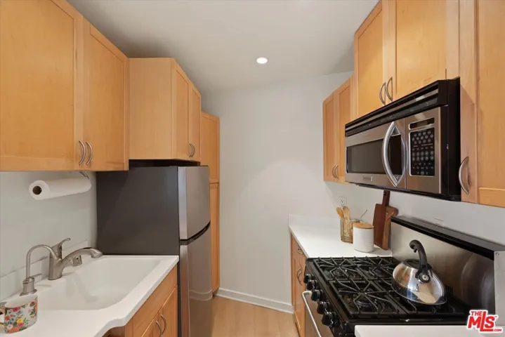 2045 4th Street 301b, Santa Monica, California 90405