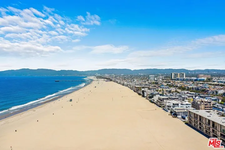 2045 4th Street 301b, Santa Monica, California 90405