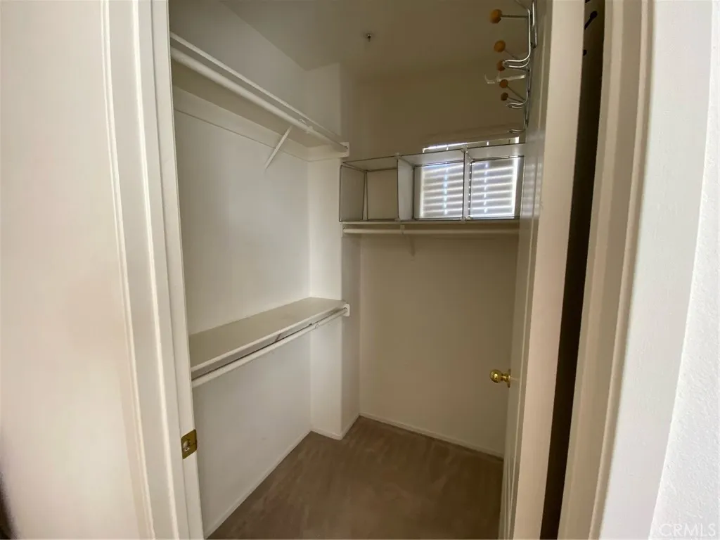 walk in closet