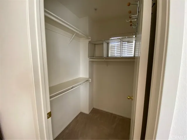 walk in closet