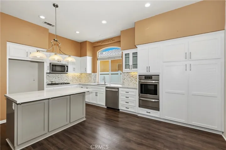 Island Kitchen