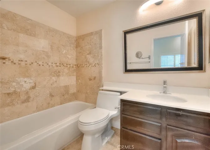 Full guest bathroom