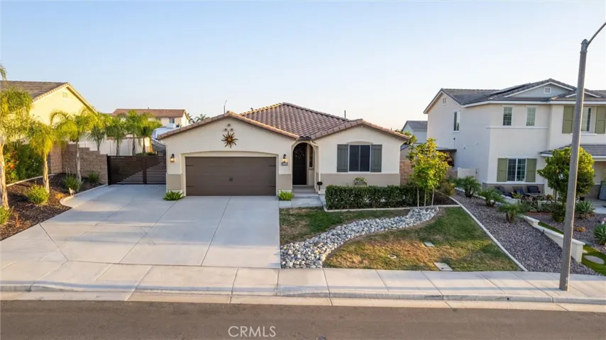 31421 Darlington Oak, Winchester, California 92596
