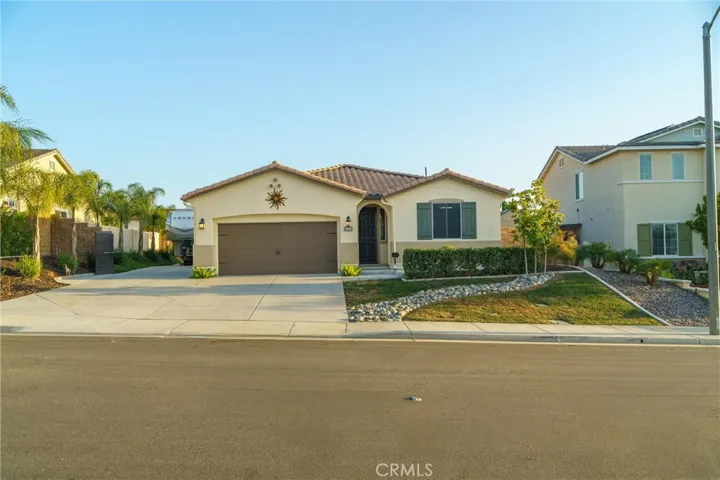 31421 Darlington Oak, Winchester, California 92596