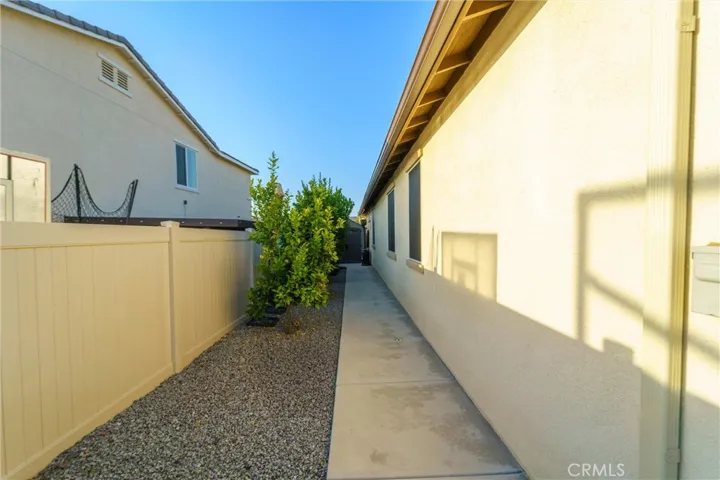 31421 Darlington Oak, Winchester, California 92596