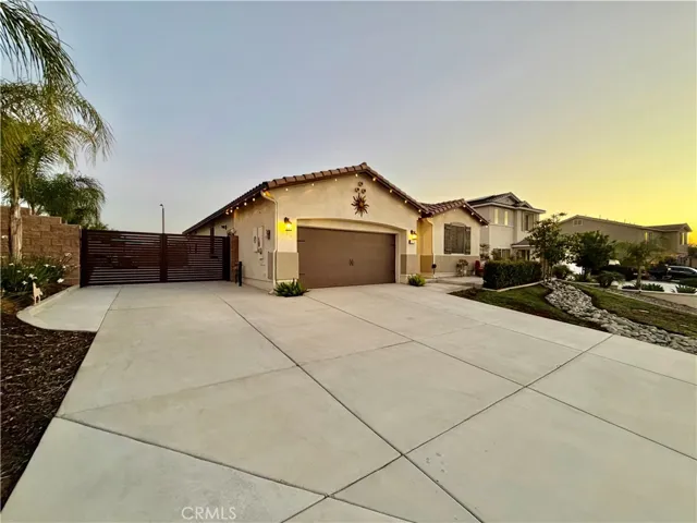 31421 Darlington Oak, Winchester, California 92596