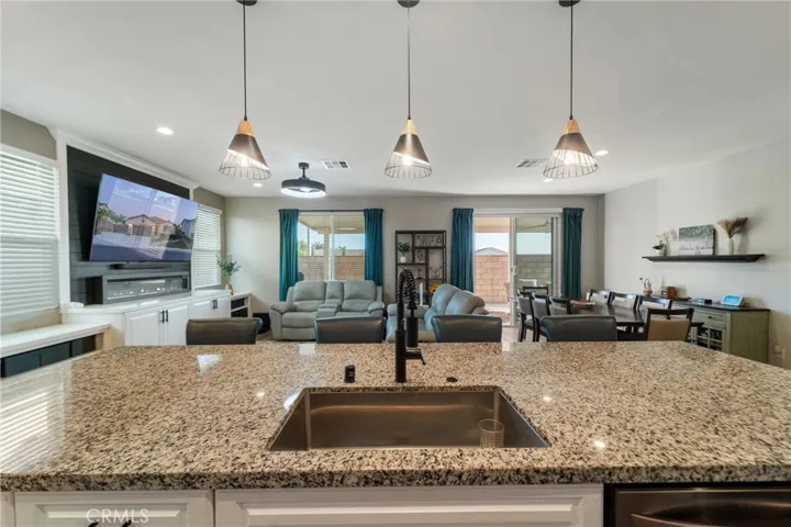 31421 Darlington Oak, Winchester, California 92596