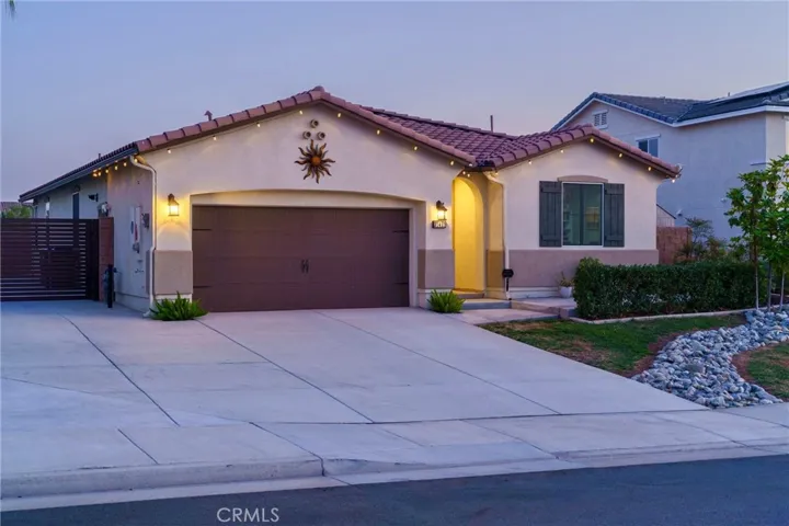 31421 Darlington Oak, Winchester, California 92596
