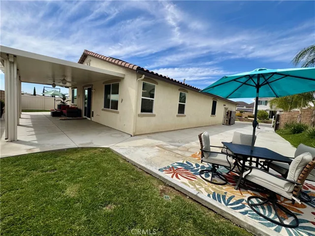 31421 Darlington Oak, Winchester, California 92596