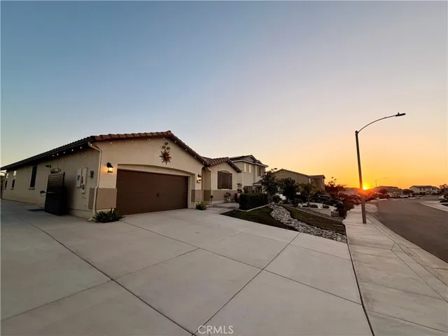 31421 Darlington Oak, Winchester, California 92596