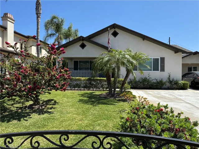 9782 Broadway, Anaheim, California 92804