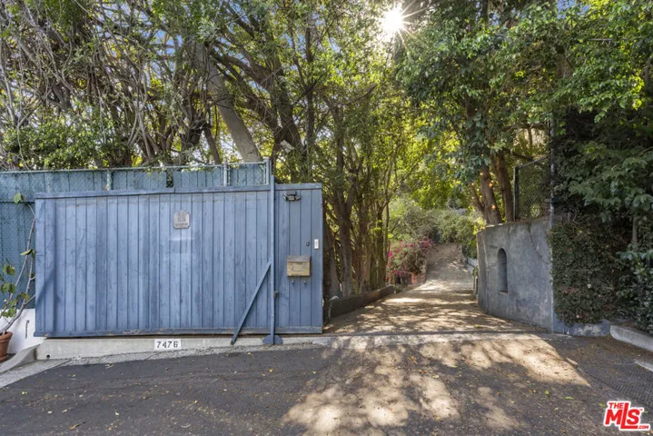 7476 Hillside Gate entrance