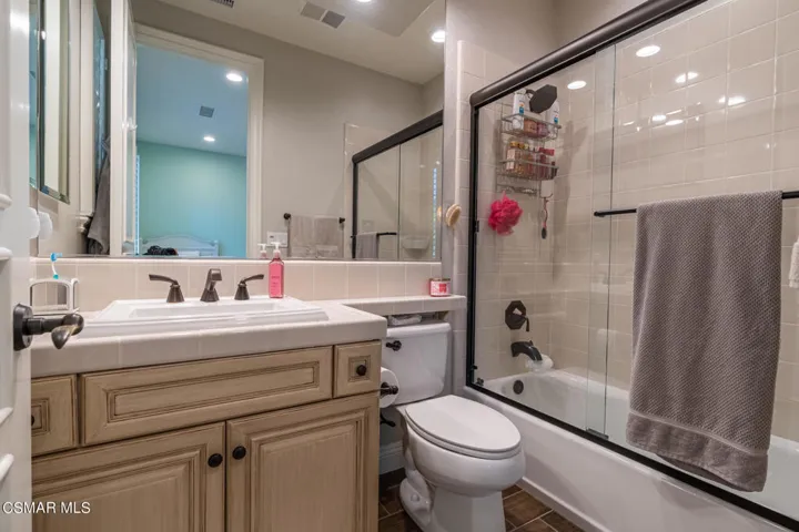 26 Bath 1