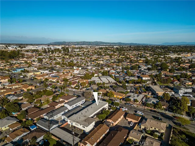 6725 Perry Road, Bell Gardens, California 90201