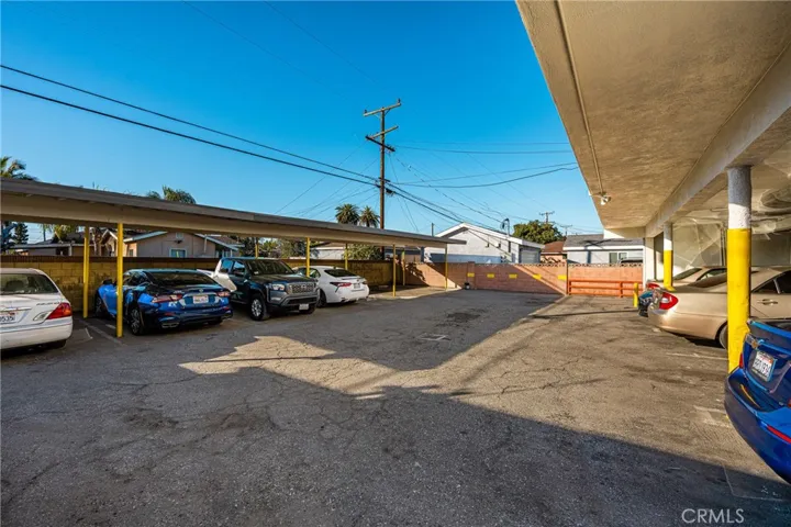 6725 Perry Road, Bell Gardens, California 90201
