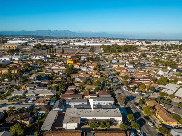 6725 Perry Road, Bell Gardens, California 90201
