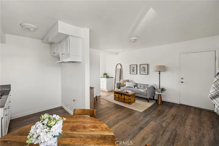 6725 Perry Road, Bell Gardens, California 90201