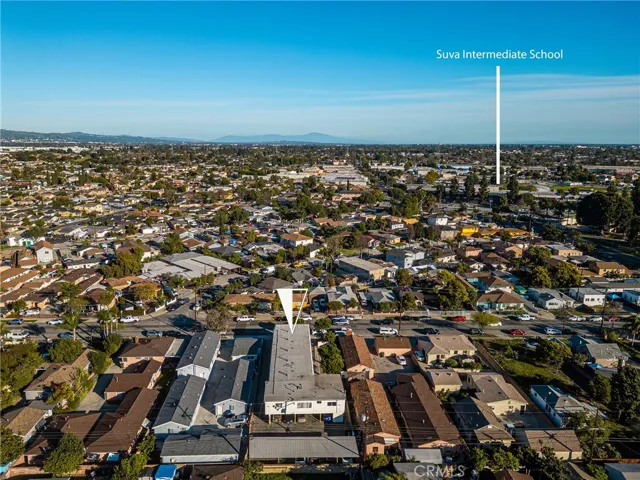 6725 Perry Road, Bell Gardens, California 90201