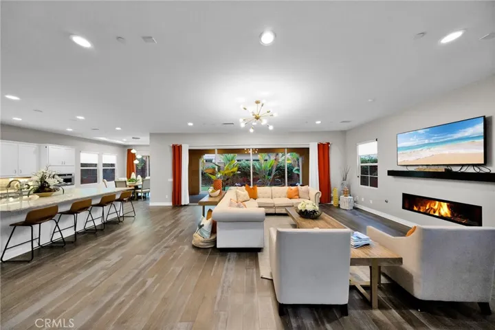 60 Dunmore, Irvine, California 92620