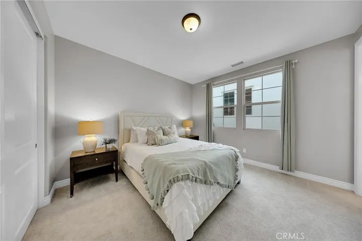 60 Dunmore, Irvine, California 92620