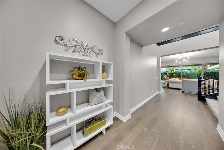 60 Dunmore, Irvine, California 92620
