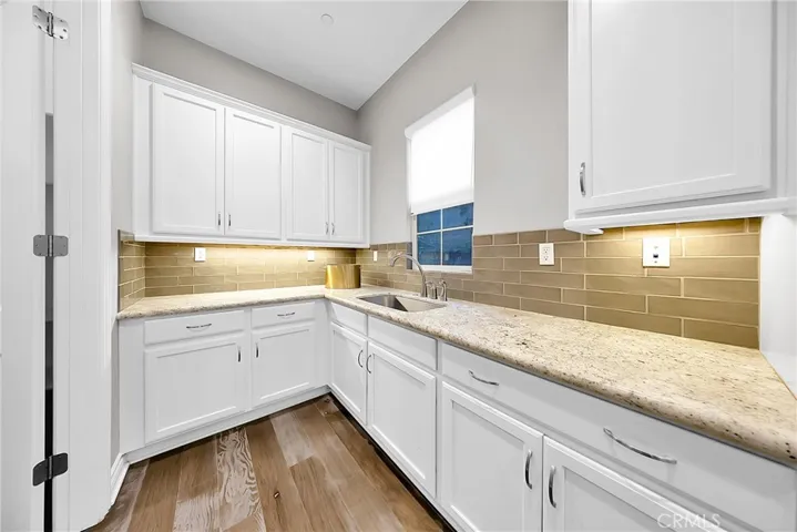 60 Dunmore, Irvine, California 92620