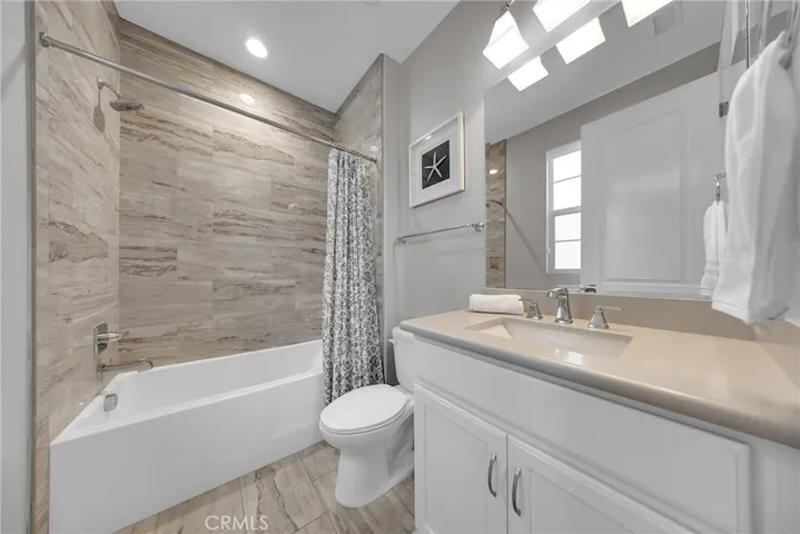 60 Dunmore, Irvine, California 92620
