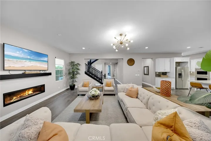60 Dunmore, Irvine, California 92620
