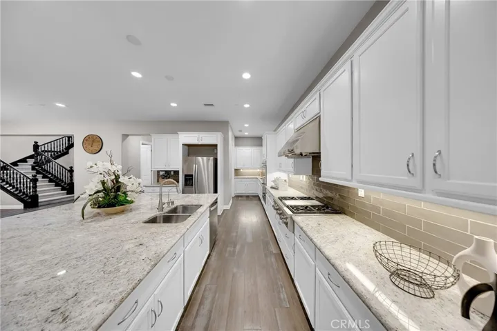 60 Dunmore, Irvine, California 92620