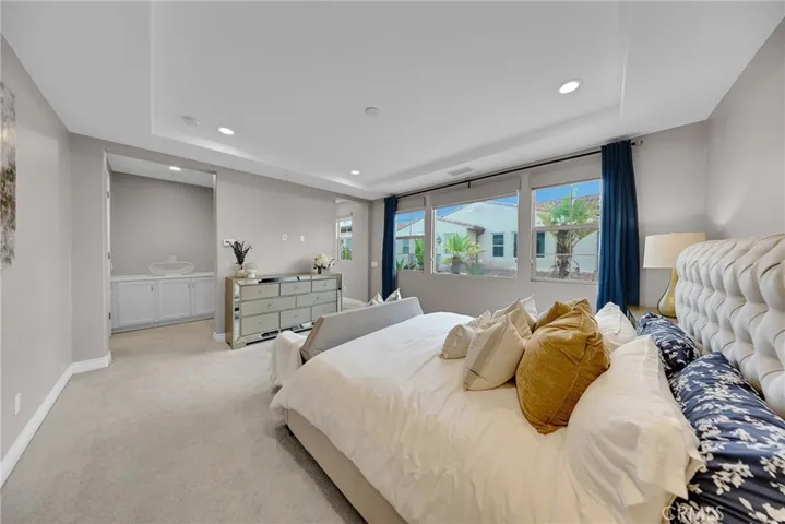 60 Dunmore, Irvine, California 92620