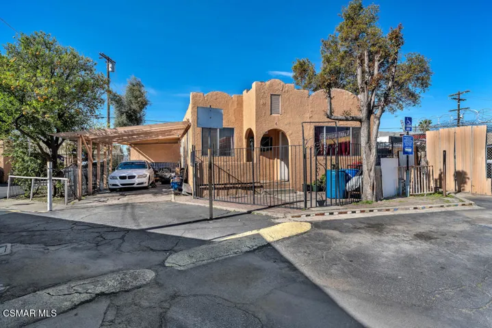 10741 San Fernando Rd - HsHProd-6