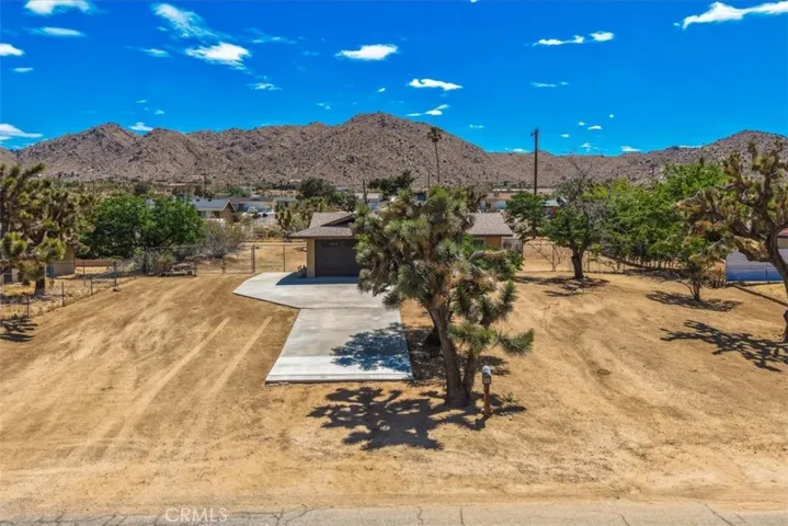 60235 Latham, Joshua Tree, California 92252