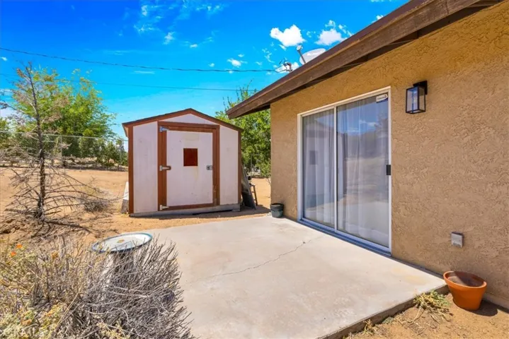 60235 Latham, Joshua Tree, California 92252