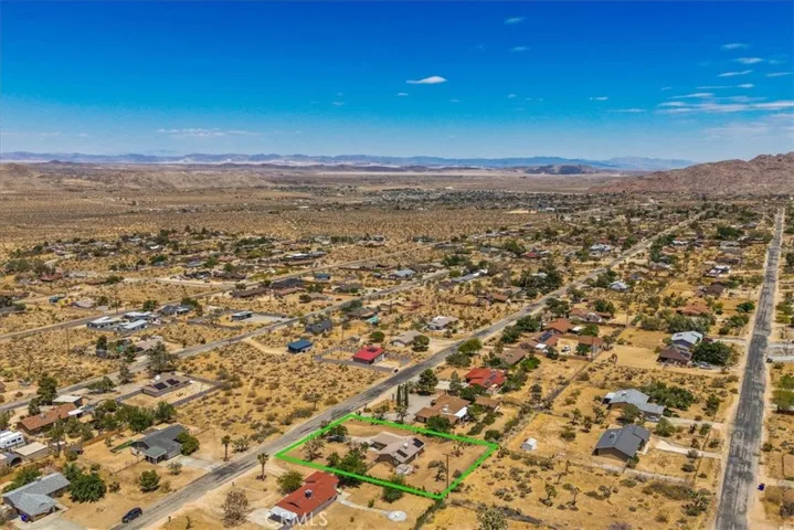 60235 Latham, Joshua Tree, California 92252