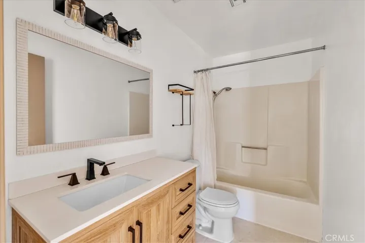 60235 Latham, Joshua Tree, California 92252